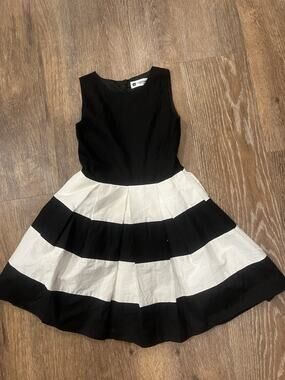 Black Butterfly Girls Dress 5-6 Black White Striped Party Holiday Paris